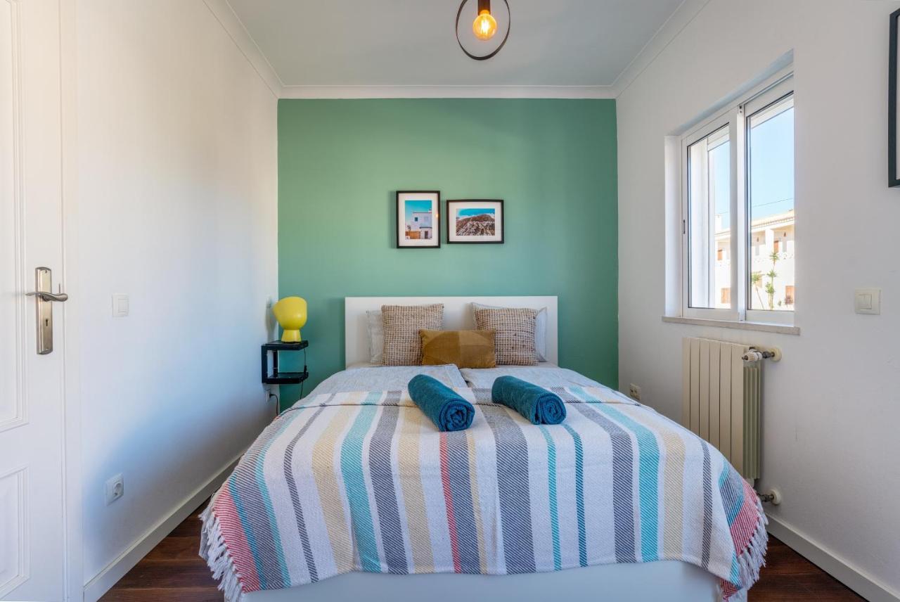 Beach House Clerigo - 2 Unique Apartments Алжезур Екстериор снимка